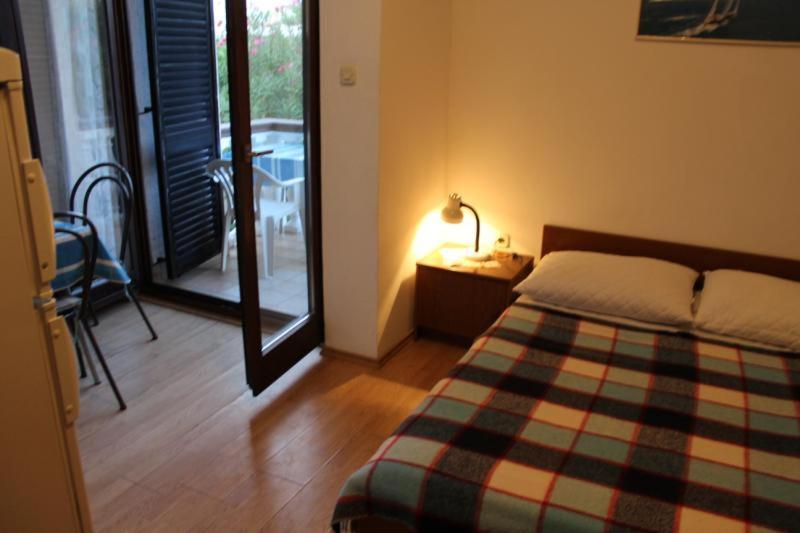 Apartments Mint Povljana - 50M From Sandy Beach Экстерьер фото
