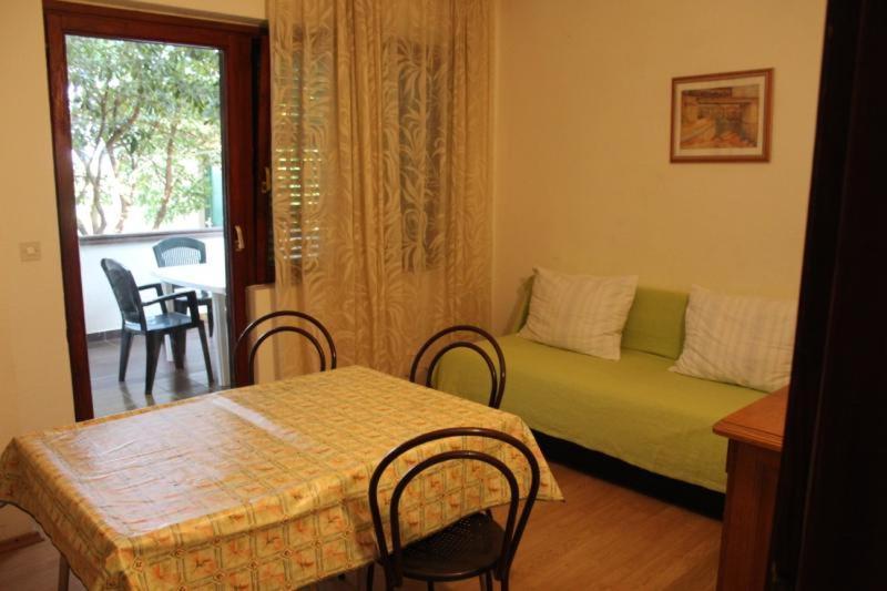 Apartments Mint Povljana - 50M From Sandy Beach Экстерьер фото
