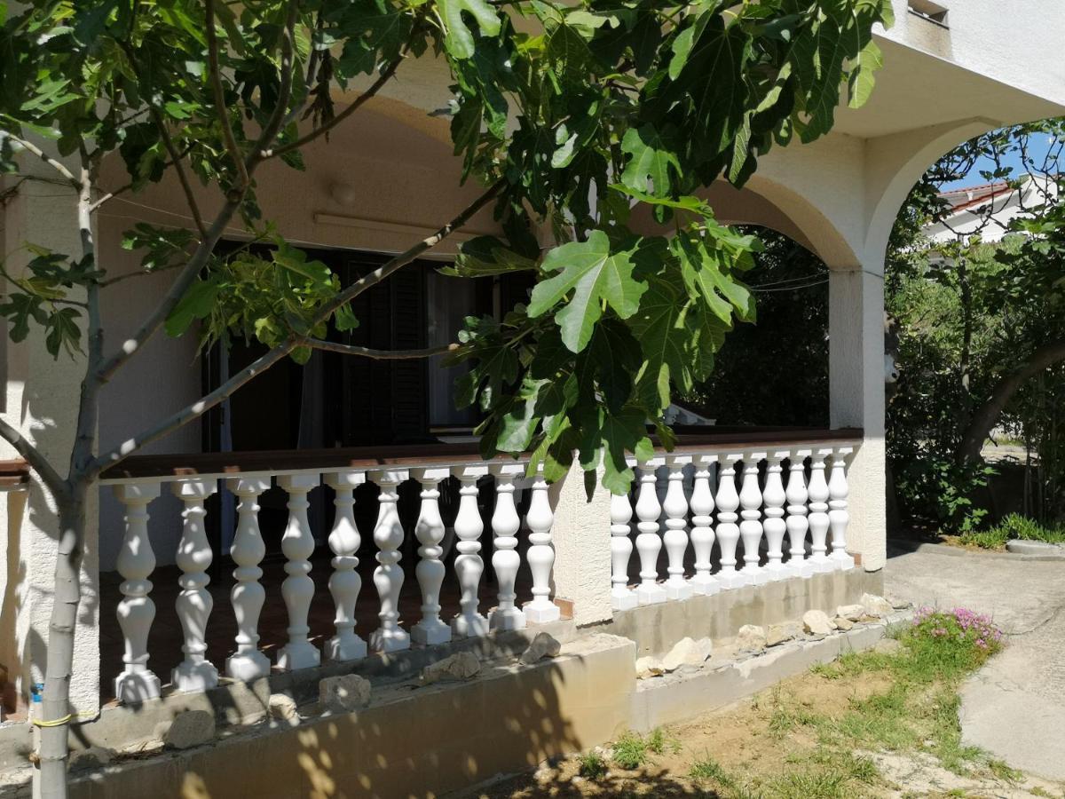 Apartments Mint Povljana - 50M From Sandy Beach Экстерьер фото